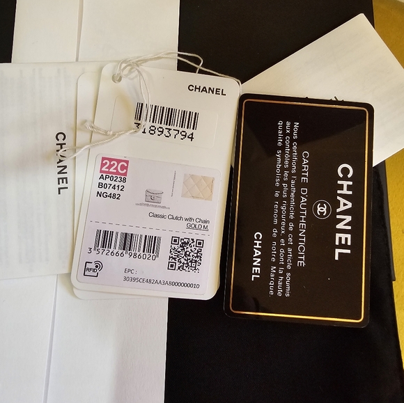 Bnwt Chanel Wallet on Chain full inclusion - Picture 3 of 6